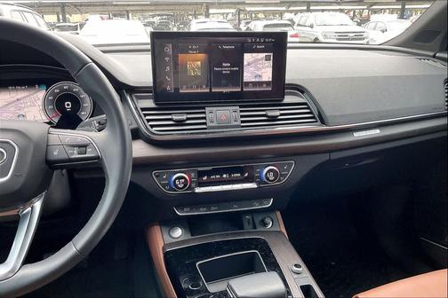 2023 Audi Q5 45 S line Premium Plus