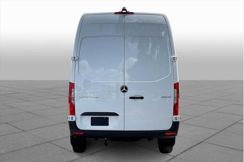 2025 Mercedes-Benz Sprinter 2500 Standard Roof
