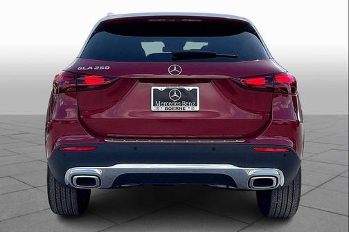 2025 Mercedes-Benz GLA 250 4MATIC