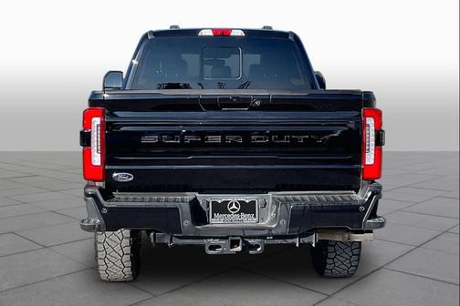 Agate Black Metallic 2025 Ford F-250 Platinum
