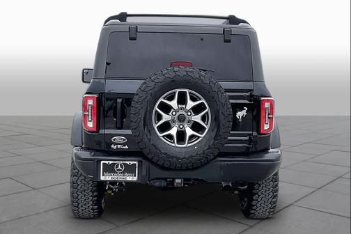 Shadow Black 2023 Ford Bronco Badlands