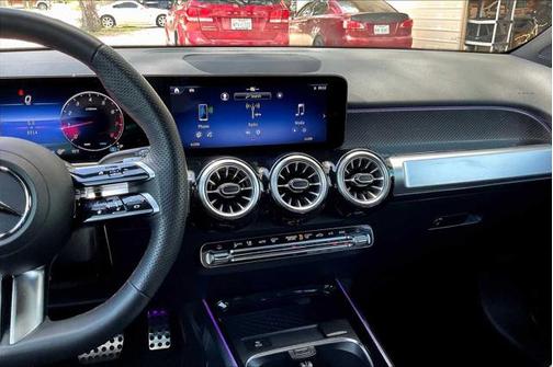 2025 Mercedes-Benz GLB 250 Base