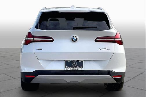 Mineral White Metallic 2026 BMW X3 30 xDrive