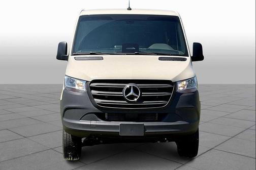 2025 Mercedes-Benz Sprinter 2500 Standard Roof