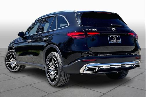 Black 2026 Mercedes-Benz GLC 300 4MATIC