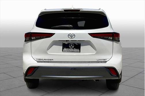 2022 Toyota Highlander Limited
