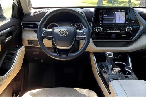2022 Toyota Highlander Limited