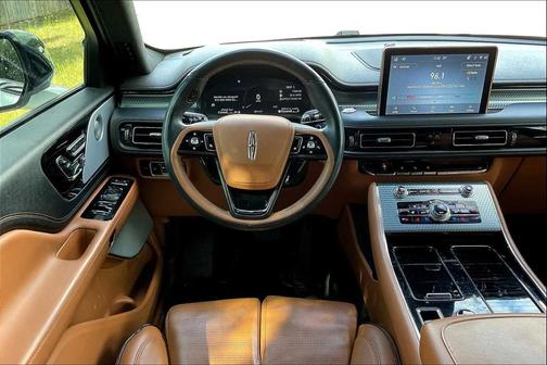 2023 Lincoln Aviator Black Label AWD