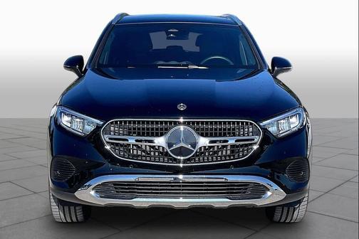 040/Black 2026 Mercedes-Benz GLC 300 Base