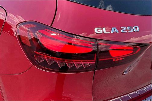 MANUFAKTUR Patagonia Red Metallic 2024 Mercedes-Benz GLA 250 Base