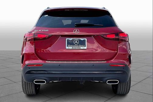 MANUFAKTUR Patagonia Red Metallic 2024 Mercedes-Benz GLA 250 Base