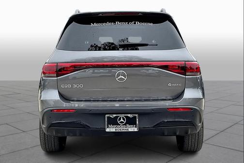 2023 Mercedes-Benz EQB 300 4MATIC