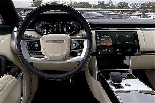 2025 Land Rover Range Rover P400 SE 7 Seat