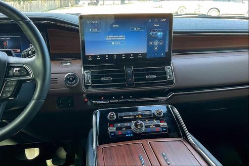 2024 Lincoln Navigator Reserve
