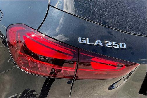 2026 Mercedes-Benz GLA 250 4MATIC