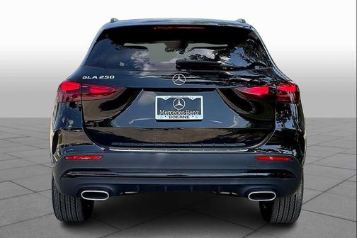 2026 Mercedes-Benz GLA 250 4MATIC