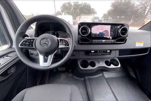 2024 Mercedes-Benz Sprinter 2500 Standard Roof