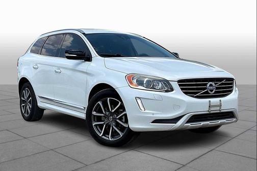 2017 Volvo XC60 T6 Dynamic