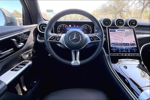 2023 Mercedes-Benz GLC 300 Base
