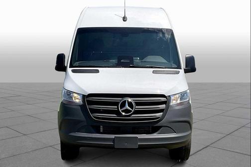 2025 Mercedes-Benz Sprinter 2500 Standard Roof