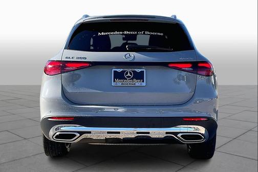 2026 Mercedes-Benz GLC 300 4MATIC