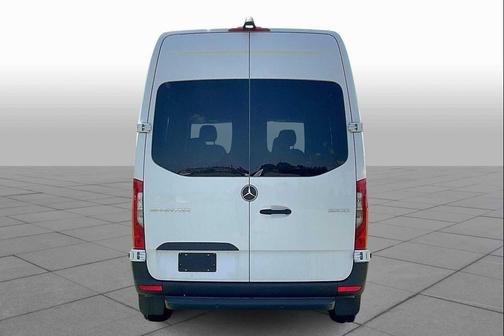2024 Mercedes-Benz Sprinter 2500 Standard Roof