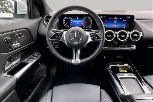 Polar White 2026 Mercedes-Benz GLA 250 4MATIC