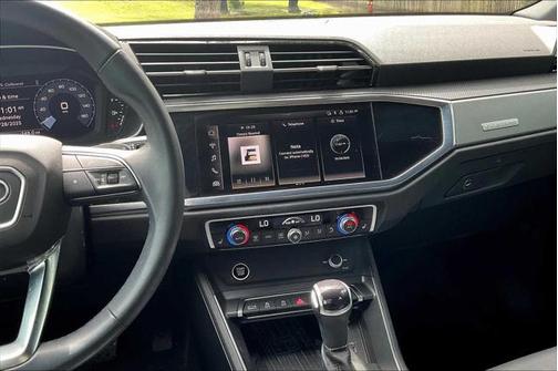2023 Audi Q3 45 S line Premium Plus