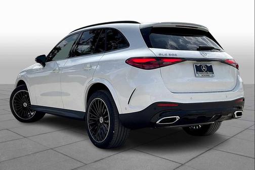 2025 Mercedes-Benz GLC 300 Base