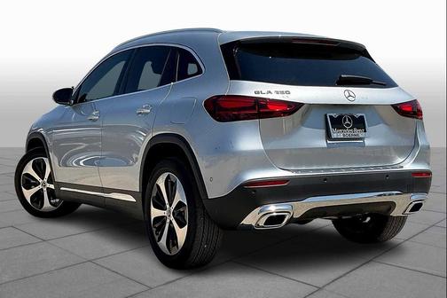 2025 Mercedes-Benz GLA 250 4MATIC