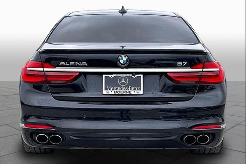 Black Sapphire Metallic 2017 BMW ALPINA B7 xDrive