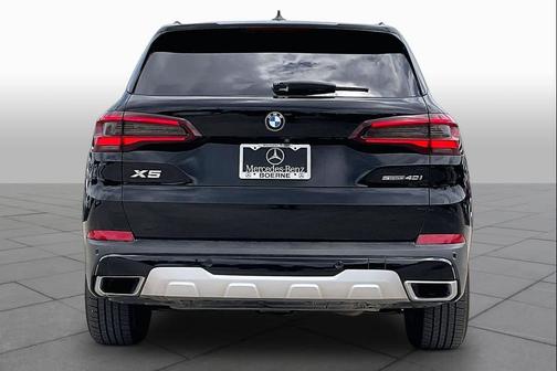 Jet Black 2022 BMW X5 sDrive40i