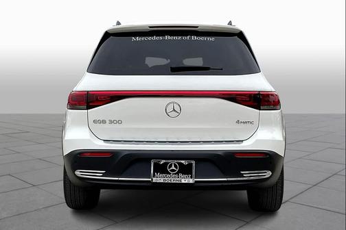 2023 Mercedes-Benz EQB 300 4MATIC