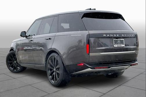 2023 Land Rover Range Rover P530 SE