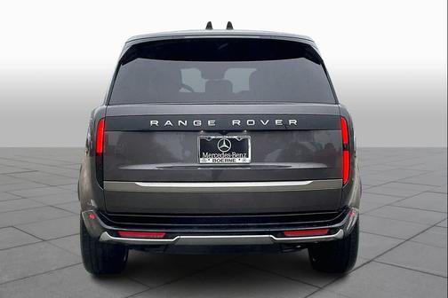 2023 Land Rover Range Rover P530 SE