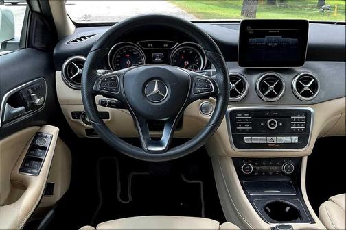 2018 Mercedes-Benz GLA 250 Base