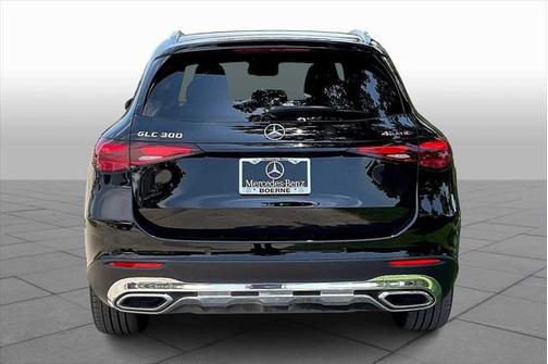2025 Mercedes-Benz GLC 300 4MATIC