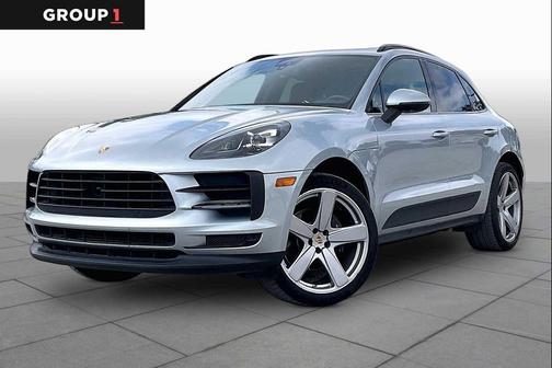 Dolomite Silver Metallic 2020 Porsche Macan Macan