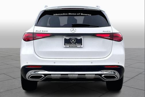 2026 Mercedes-Benz GLC 300 4MATIC