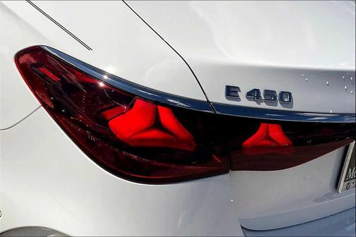 2025 Mercedes-Benz E-Class 4MATIC