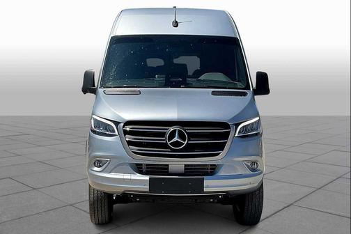 2025 Mercedes-Benz Sprinter 2500 Standard Roof