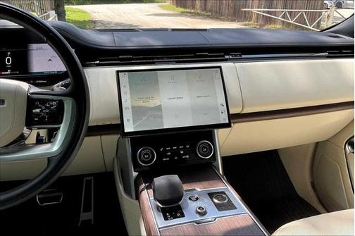 2023 Land Rover Range Rover P400 SE