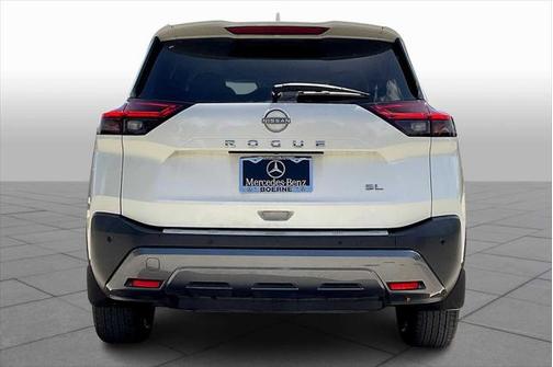 2022 Nissan Rogue SL
