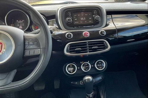 2016 FIAT 500X Easy