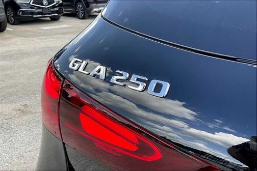 2025 Mercedes-Benz GLA 250 4MATIC