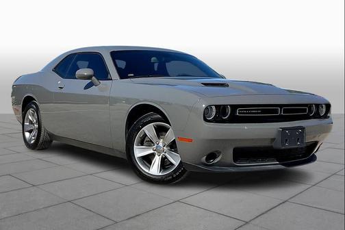 2018 Dodge Challenger SXT