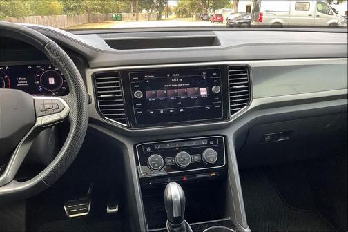 2020 Volkswagen Atlas Cross Sport 3.6L V6 SEL Premium R-Line