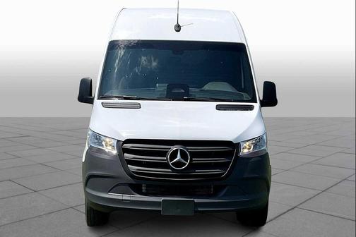 2025 Mercedes-Benz Sprinter 2500 Standard Roof