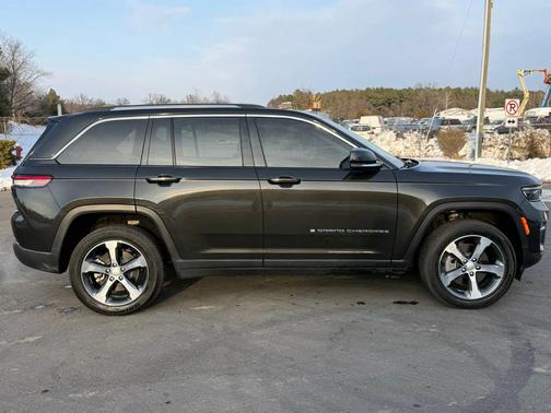 2023 Jeep Grand Cherokee 4xe Base