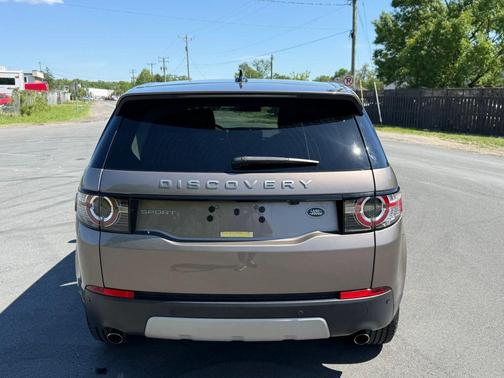 Kaikoura Stone 2016 Land Rover Discovery Sport HSE
